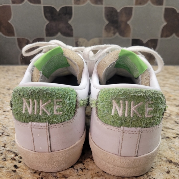 Mens Nike Sneakers sz 6 - Picture 3 of 7